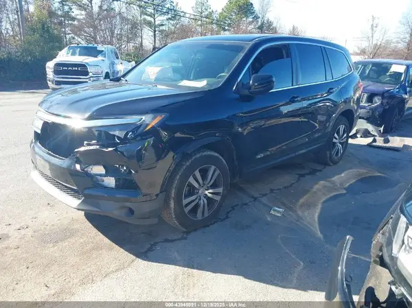 5FNYF6H56HB045574 2017 HONDA PILOT - Image 2