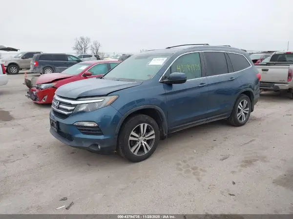 5FNYF6H56HB048653 2017 HONDA PILOT - Image 2