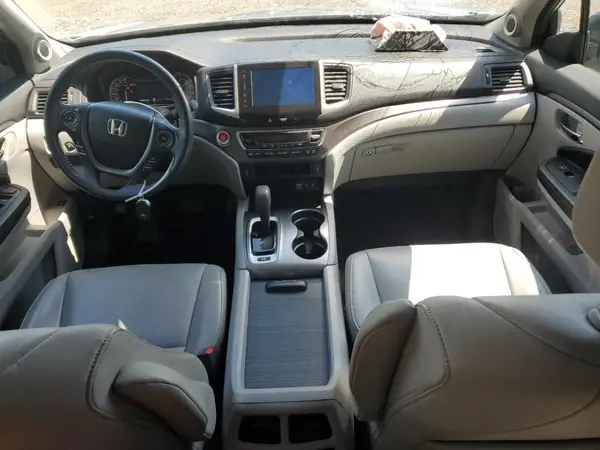 5FNYF6H56HB048913 2017 HONDA PILOT - Image 8