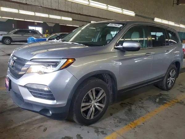 5FNYF6H56HB053030 2017 HONDA PILOT - Image 1