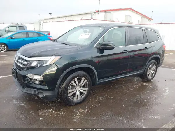 5FNYF6H56HB053934 2017 HONDA PILOT - Image 2