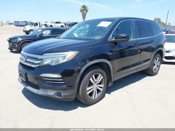 5FNYF6H56HB073875 2017 HONDA PILOT - Image 2