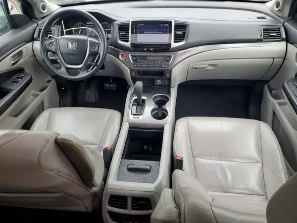 5FNYF6H56HB094581 2017 HONDA PILOT - Image 8