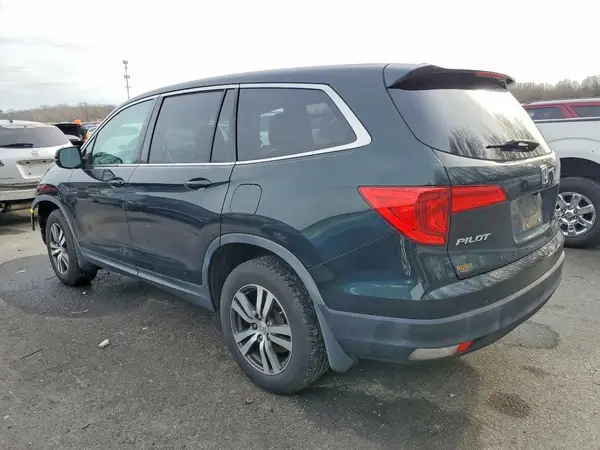 5FNYF6H56HB103554 2017 HONDA PILOT - Image 2