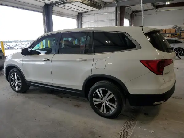 5FNYF6H56JB000897 2018 HONDA PILOT - Image 2
