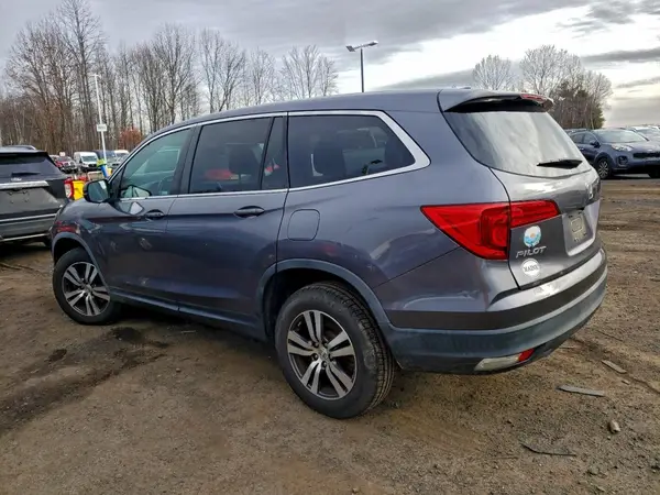 5FNYF6H56JB007994 2018 HONDA PILOT - Image 2
