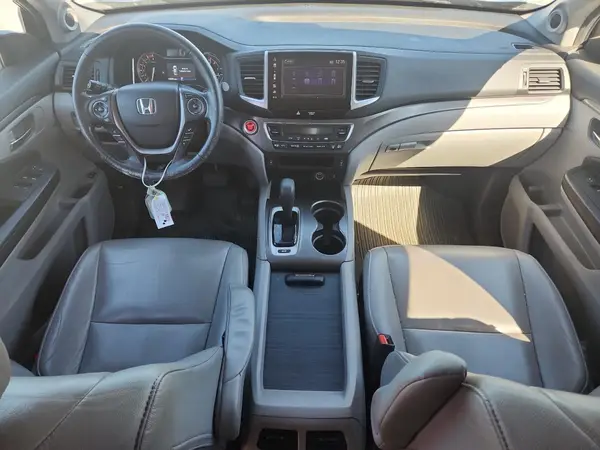 5FNYF6H56JB008191 2018 HONDA PILOT - Image 8