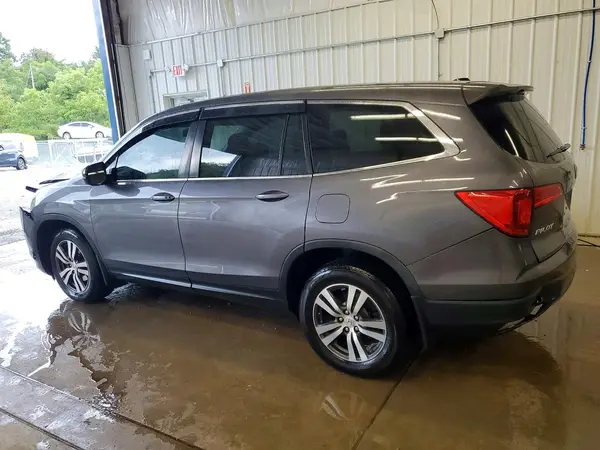 5FNYF6H56JB011639 2018 HONDA PILOT - Image 2