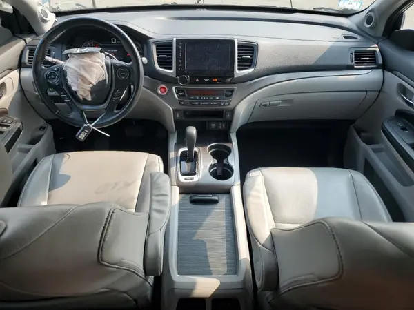 5FNYF6H56JB013293 2018 HONDA PILOT - Image 8