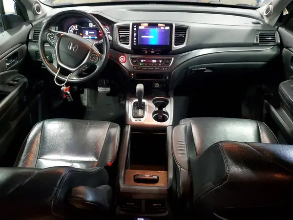 5FNYF6H56JB017263 2018 HONDA PILOT - Image 8