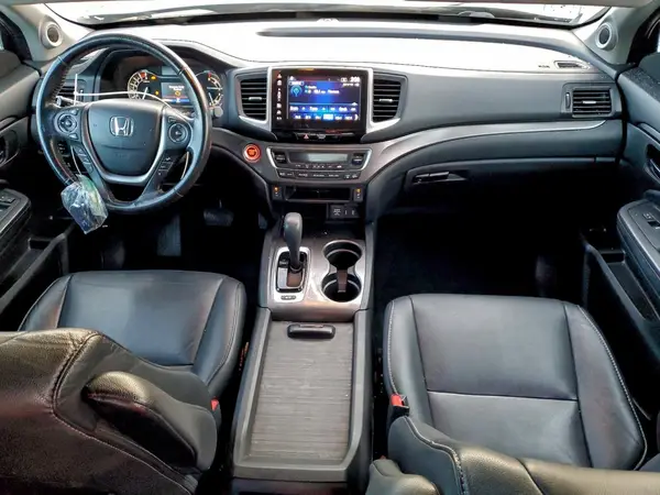 5FNYF6H56JB019787 2018 HONDA PILOT - Image 8