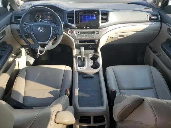 5FNYF6H56JB042230 2018 HONDA PILOT - Image 8