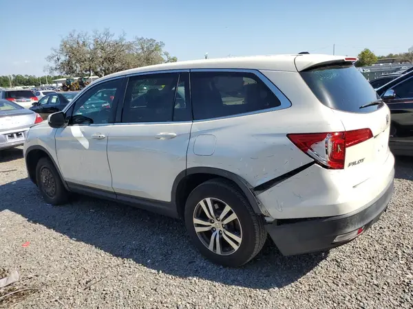 5FNYF6H56JB055091 2018 HONDA PILOT - Image 2