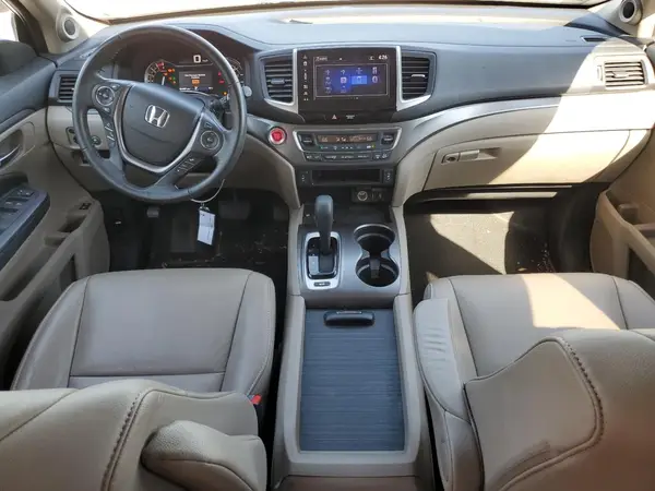 5FNYF6H56JB055091 2018 HONDA PILOT - Image 8