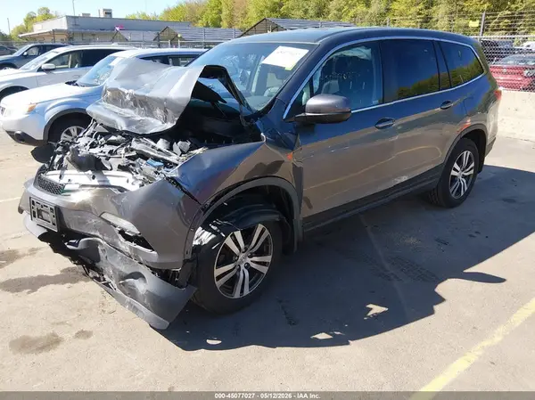 5FNYF6H56JB062011 2018 HONDA PILOT - Image 2