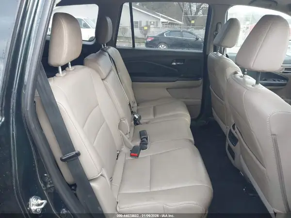 5FNYF6H56JB064597 2018 HONDA PILOT - Image 8