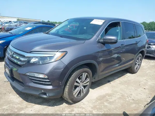 5FNYF6H56JB066740 2018 HONDA PILOT - Image 2
