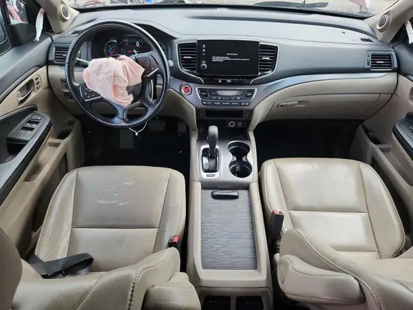 5FNYF6H56KB024313 2019 HONDA PILOT - Image 8