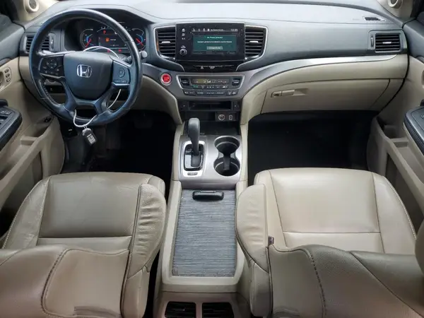 5FNYF6H56KB027311 2019 HONDA PILOT - Image 8