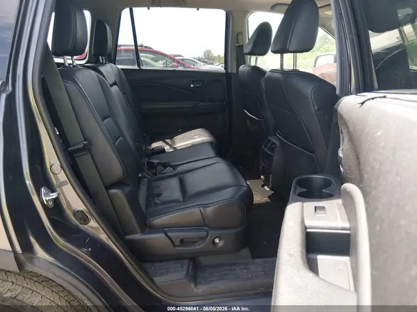 5FNYF6H56KB037501 2019 HONDA PILOT - Image 8