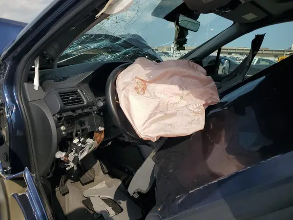 5FNYF6H56KB039975 2019 HONDA PILOT - Image 8
