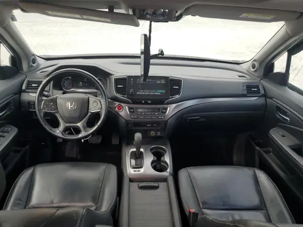 5FNYF6H56KB045761 2019 HONDA PILOT - Image 8