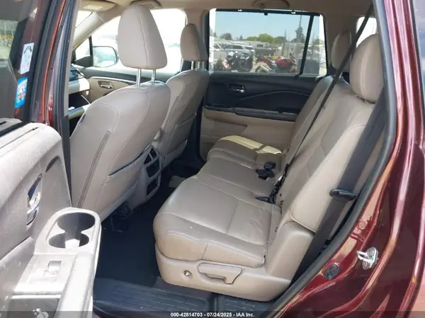 5FNYF6H56KB051446 2019 HONDA PILOT - Image 8