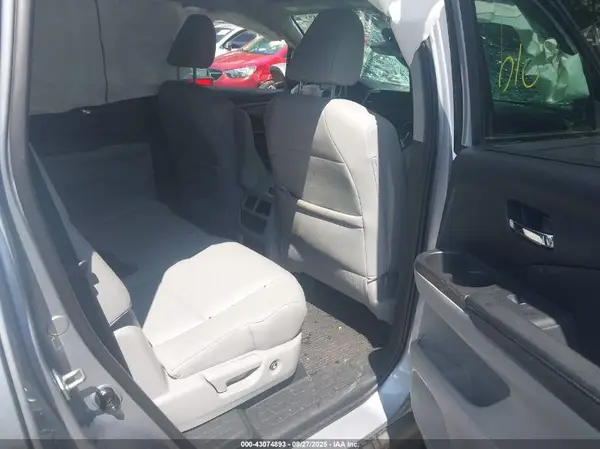 5FNYF6H56KB052242 2019 HONDA PILOT - Image 8