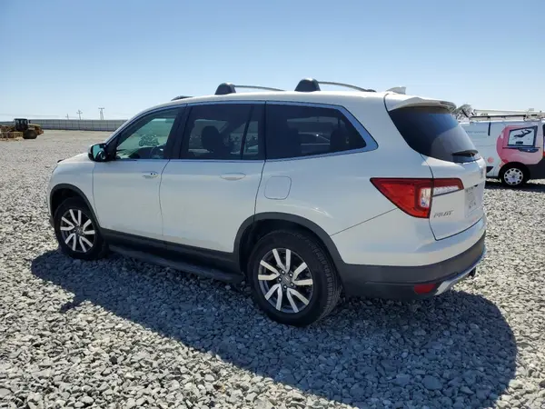 5FNYF6H56KB057568 2019 HONDA PILOT - Image 2