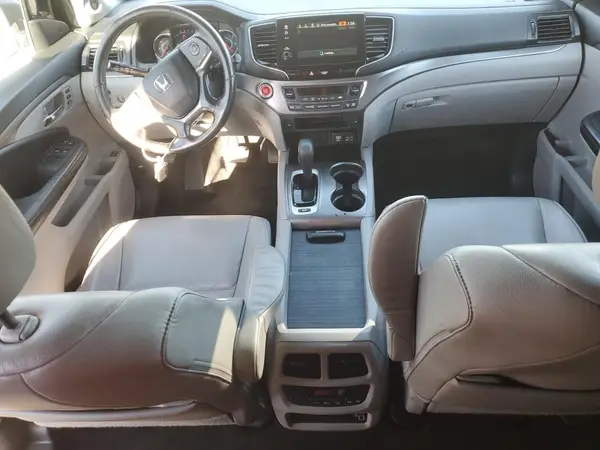 5FNYF6H56KB059515 2019 HONDA PILOT - Image 8