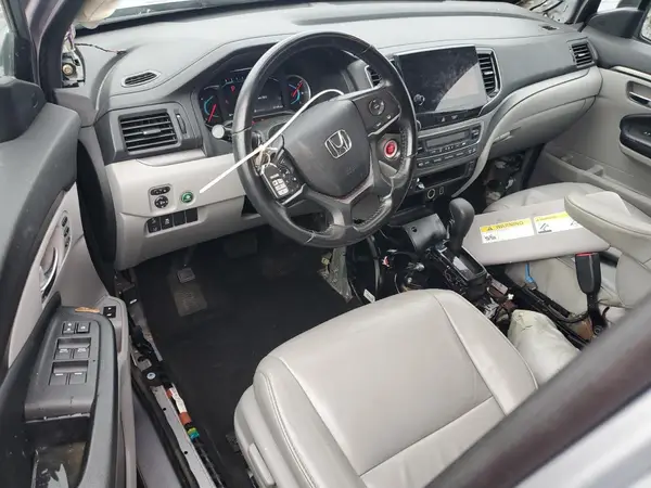 5FNYF6H56KB062527 2019 HONDA PILOT - Image 8