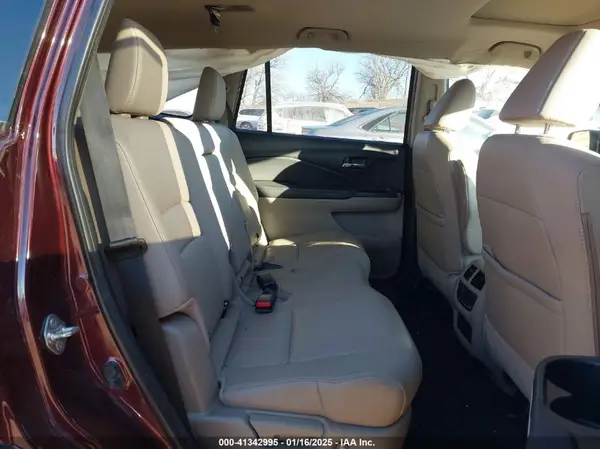 5FNYF6H56KB093969 2019 HONDA PILOT - Image 8