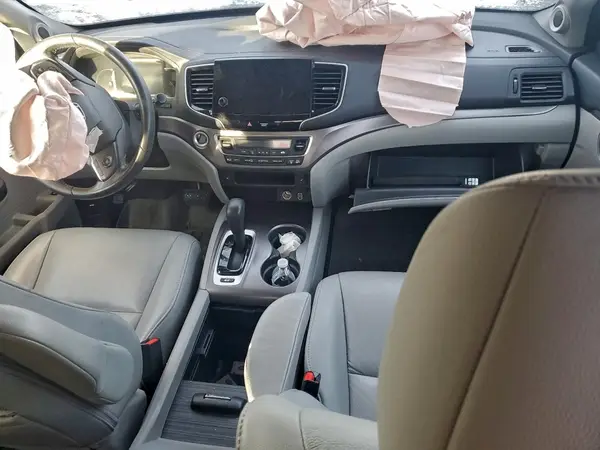 5FNYF6H56KB095740 2019 HONDA PILOT - Image 8