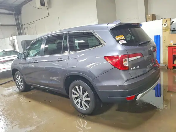 5FNYF6H56KB099125 2019 HONDA PILOT - Image 2