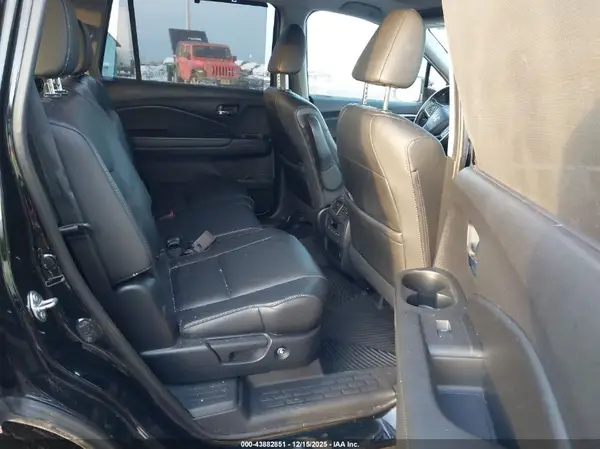 5FNYF6H56KB100922 2019 HONDA PILOT - Image 8