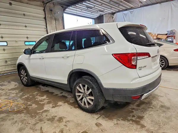 5FNYF6H56LB021588 2020 HONDA PILOT - Image 2