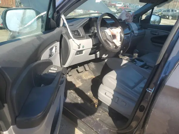 5FNYF6H56LB066482 2020 HONDA PILOT - Image 8