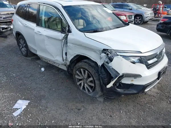 5FNYF6H56MB032656 2021 HONDA PILOT - Image 1