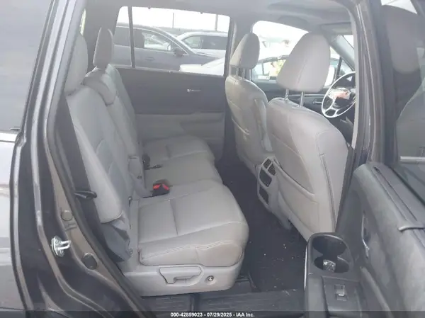 5FNYF6H56MB058237 2021 HONDA PILOT - Image 8