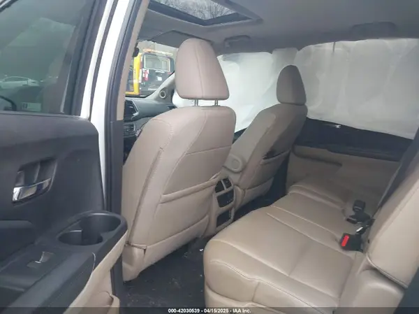 5FNYF6H56NB021657 2022 HONDA PILOT - Image 8