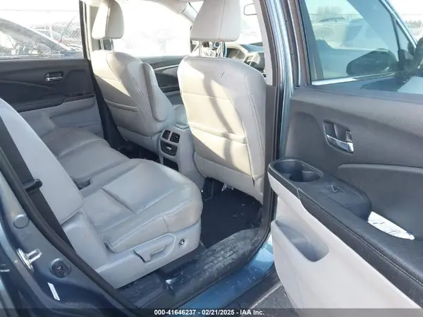 5FNYF6H57GB017541 2016 HONDA PILOT - Image 8