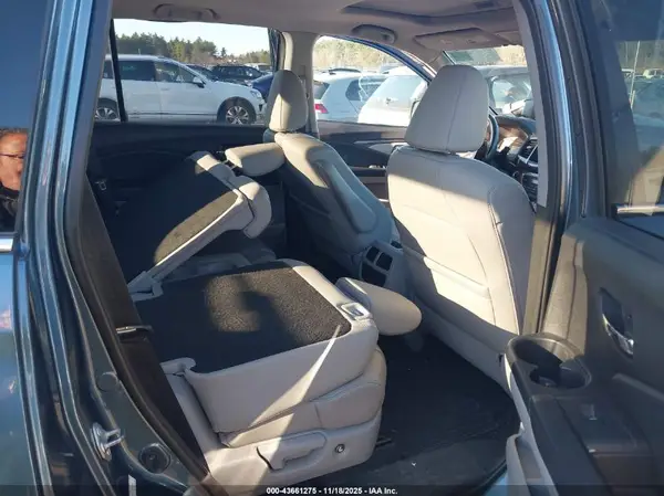 5FNYF6H57GB018088 2016 HONDA PILOT - Image 8