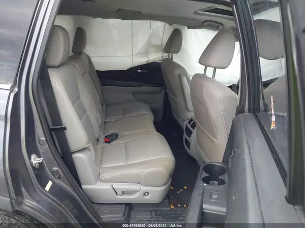 5FNYF6H57GB024683 2016 HONDA PILOT - Image 8