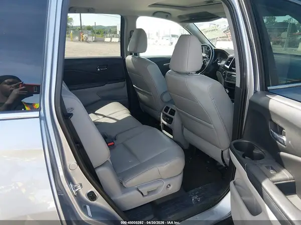5FNYF6H57GB035425 2016 HONDA PILOT - Image 8