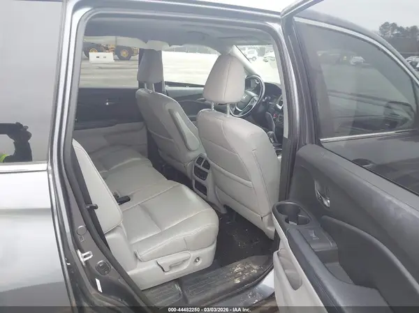 5FNYF6H57GB114013 2016 HONDA PILOT - Image 8