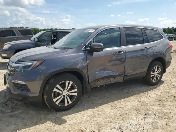 5FNYF6H57HB002541 2017 HONDA PILOT - Image 1