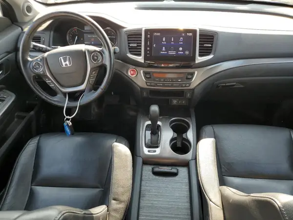 5FNYF6H57HB003379 2017 HONDA PILOT - Image 8