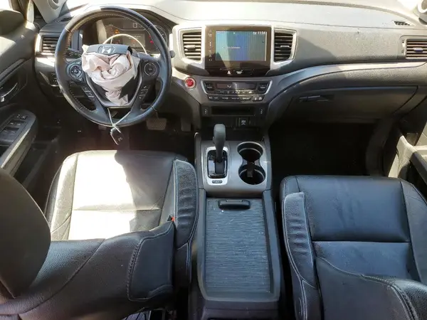 5FNYF6H57HB003382 2017 HONDA PILOT - Image 8