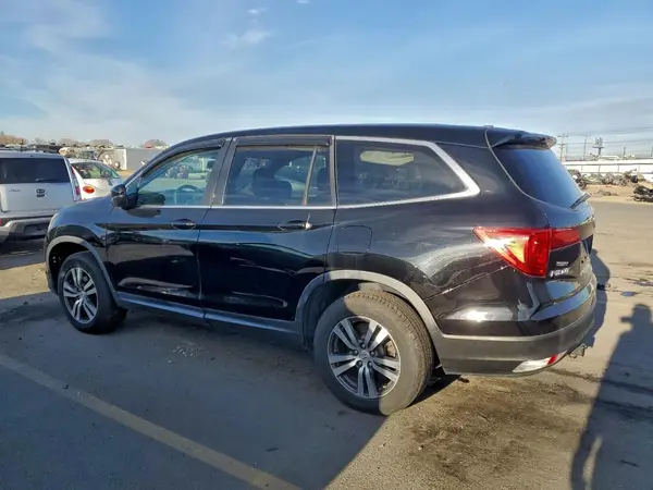 5FNYF6H57HB017315 2017 HONDA PILOT - Image 2
