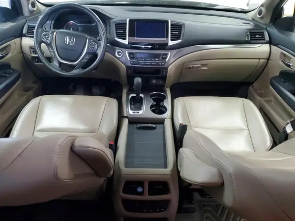 5FNYF6H57HB024006 2017 HONDA PILOT - Image 8